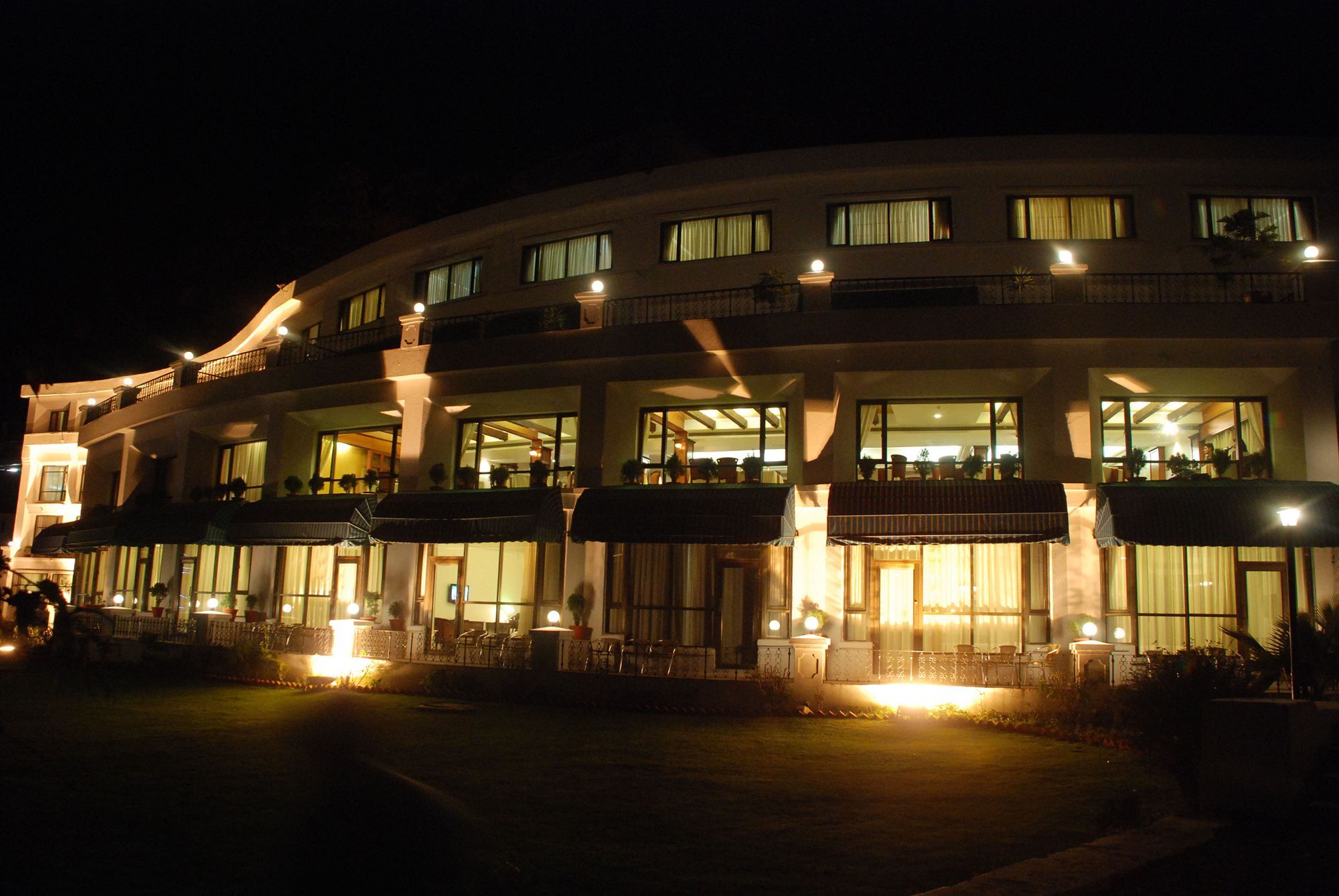 Namah Nainital, A Member Of Radisson Individuals Retreats Hotel Exterior foto
